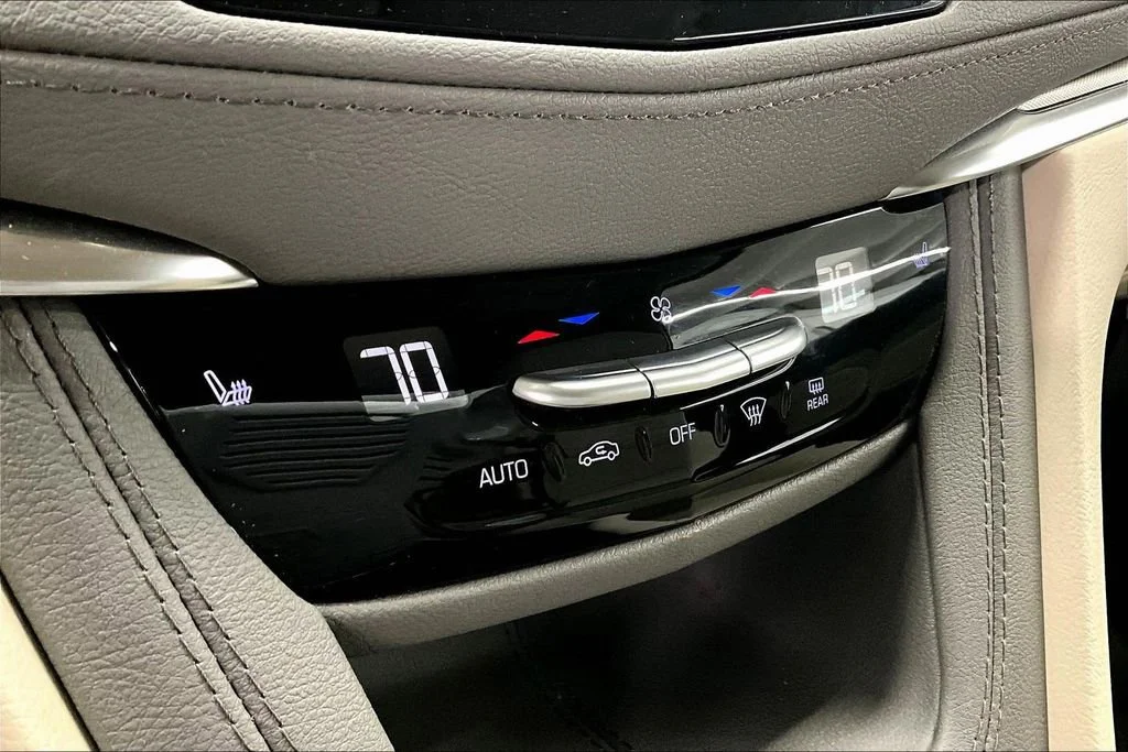 Used 2023 Crystal White Tricoat Cadillac Premium Luxury image 15