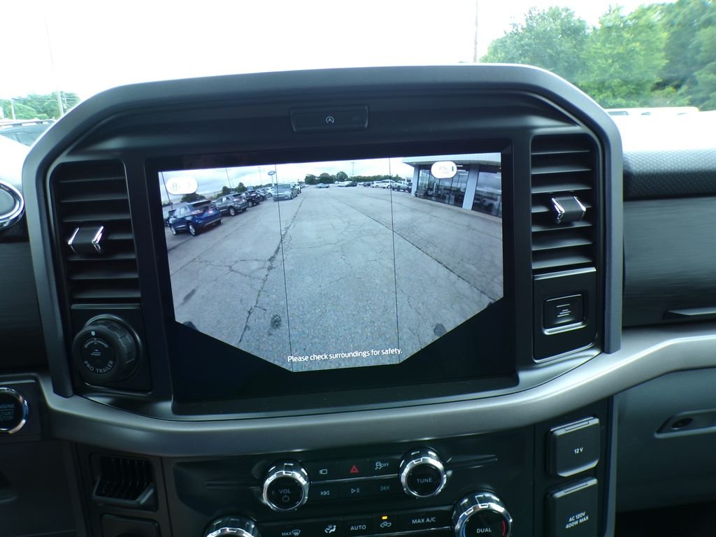 New 2026 Oxford White Ford XLT image 23