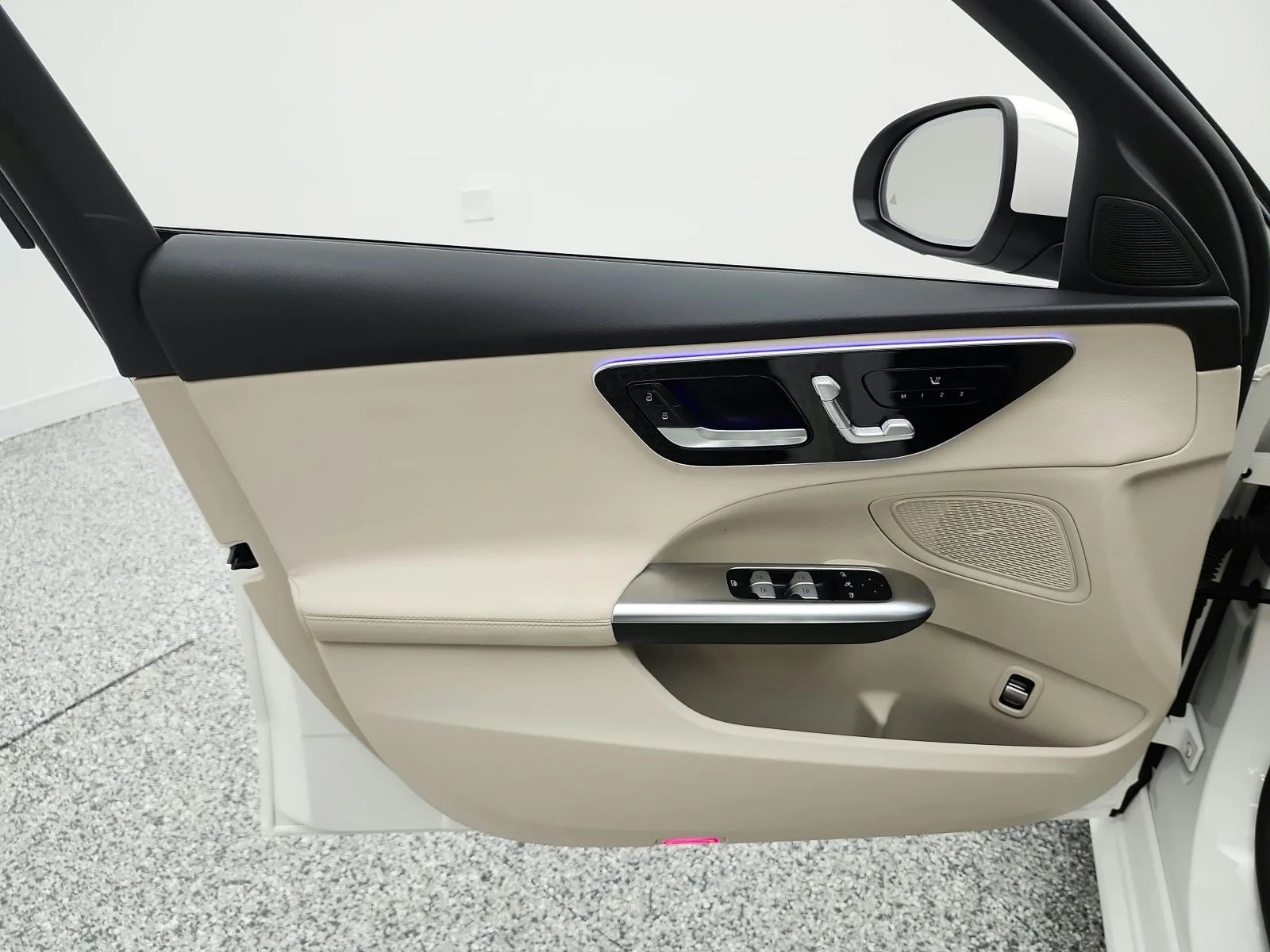 Used 2022 Polar White Mercedes-Benz C 300 image 14