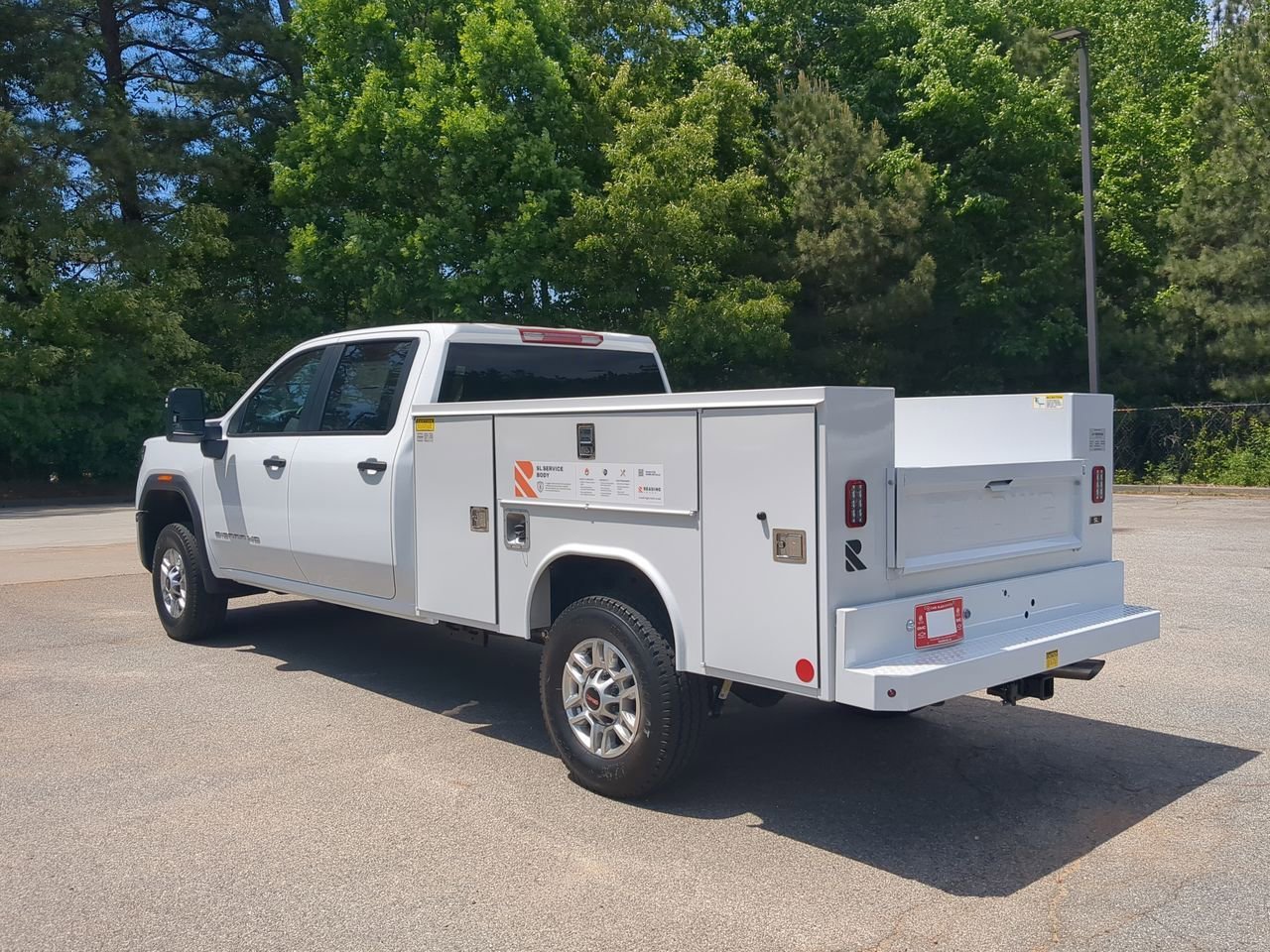 New 2026 Summit White GMC Pro image 6