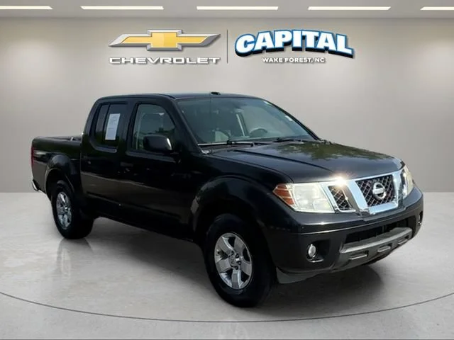 Used 2013 Black Nissan SV image 7