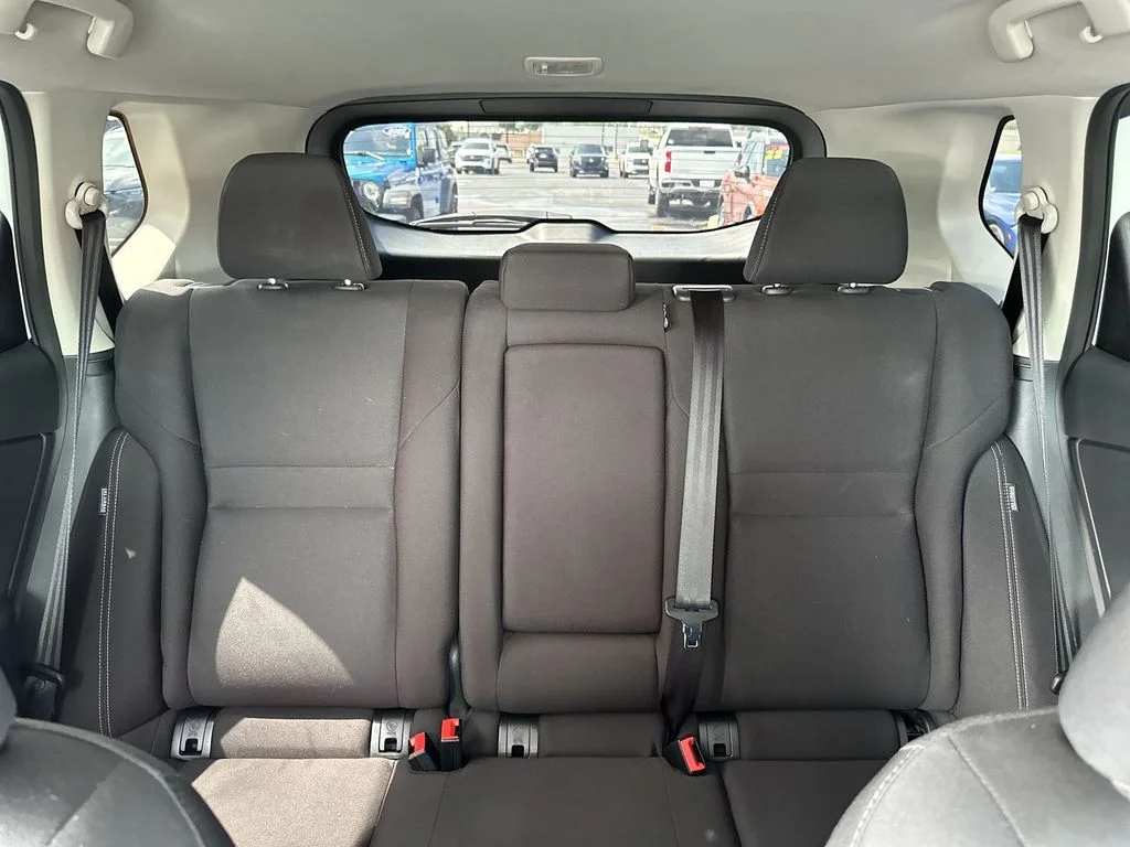 Used 2024 White Nissan S image 13