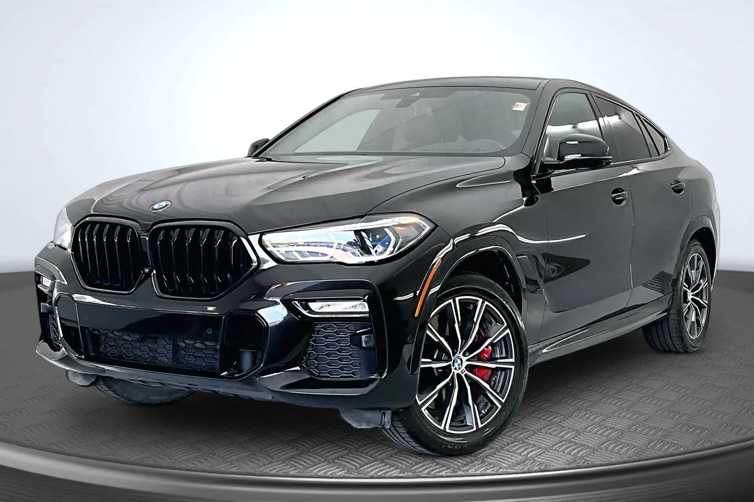 2021 BMW X6 M50i's photo