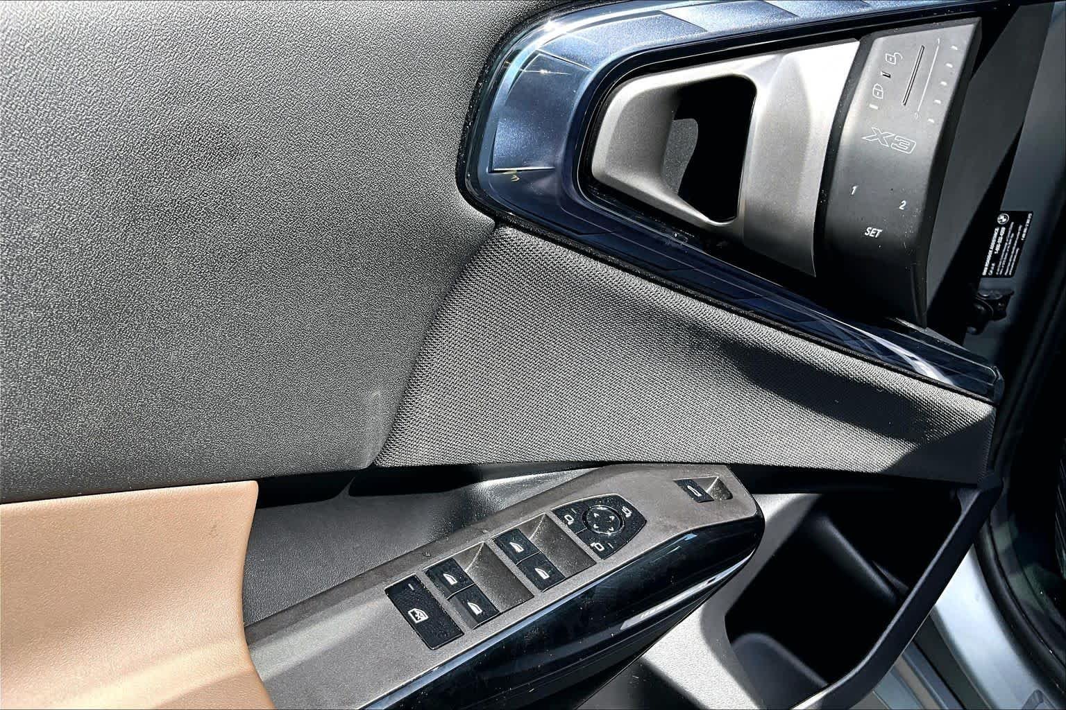 Used 2026 Frozen Pure Grey Metallic BMW M50 xDrive image 32