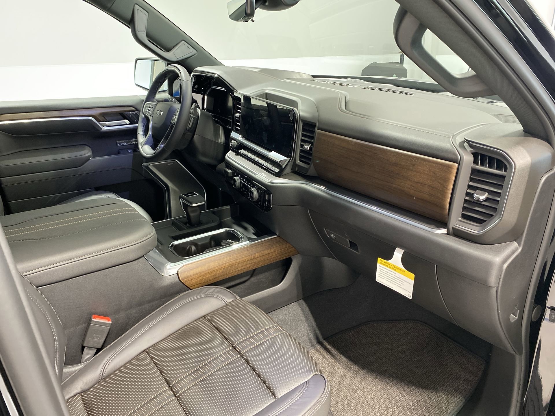 2026 Chevrolet Silverado 1500 High Country - Photo 29