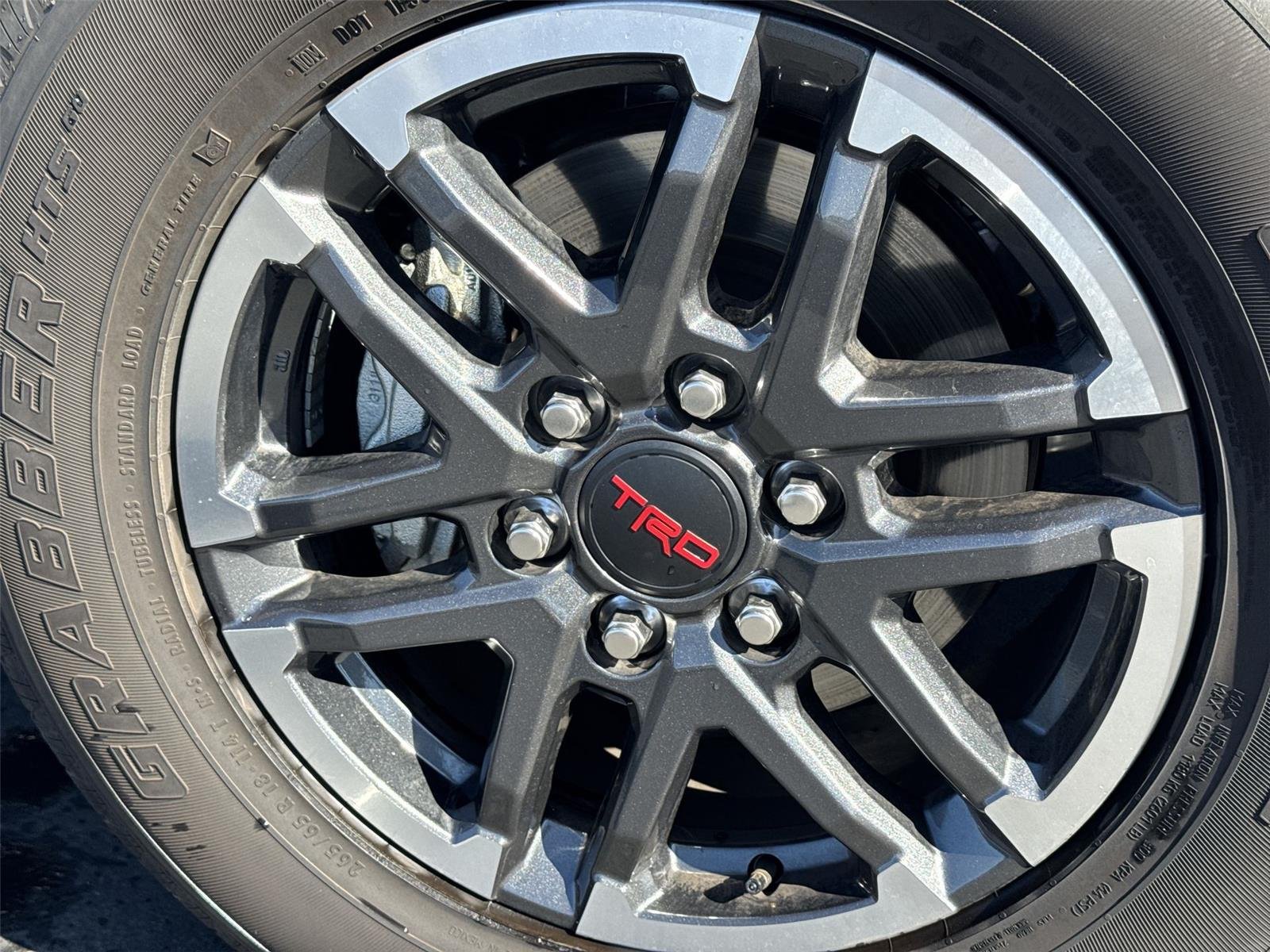 2024 Toyota Tacoma TRD Sport - Photo 40