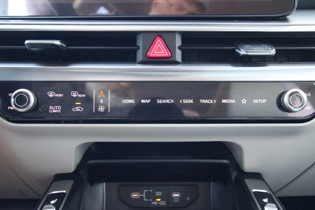 New 2026 Volcanic Sand Kia EX image 34