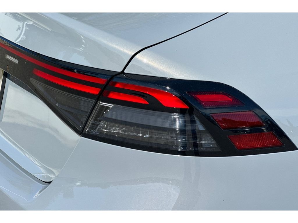 New 2026 Urban Gray Pearl Honda SE image 31