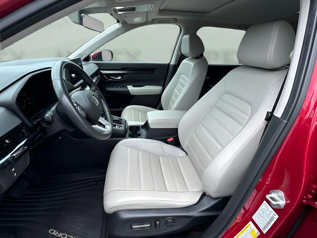 Used 2024 Red Honda EX-L image 9