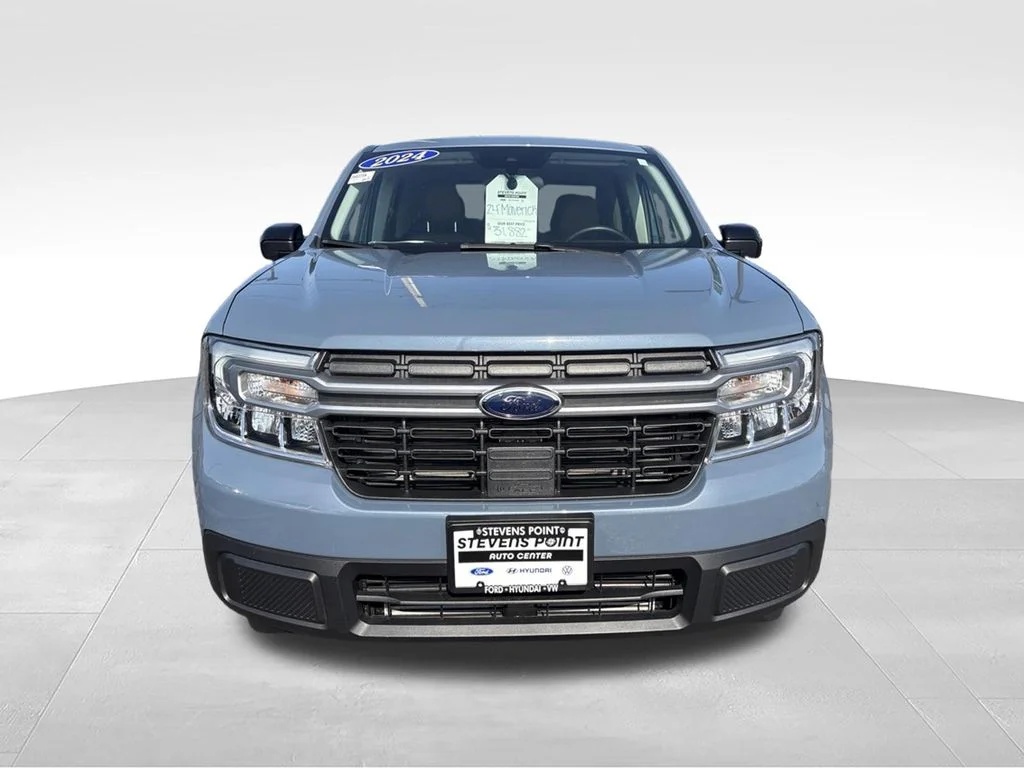 Used 2024 Azure Gray Metallic Tri-Coat Ford Lariat image 9
