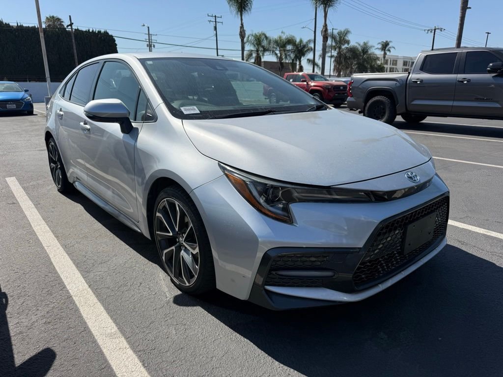 2020 Toyota Corolla SE AT's photo