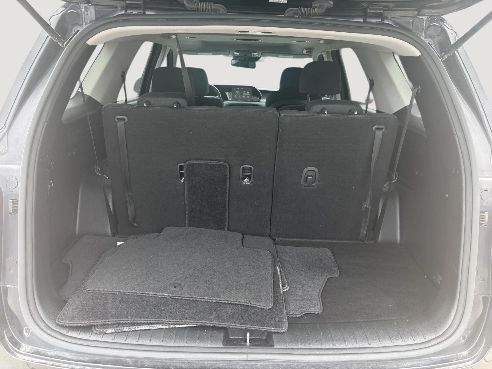 Used 2020 Black Hyundai SEL image 12