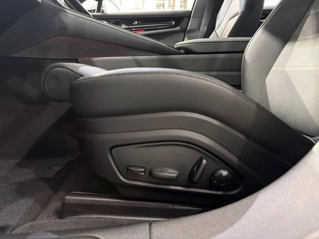 2026 Porsche Panamera Base - Photo 32