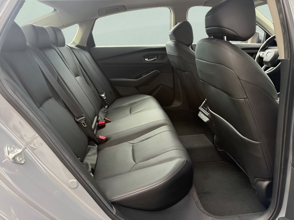 Used 2024 Gray Honda Touring image 13
