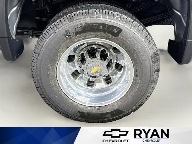 New 2026 Sterling Gray Metallic Chevrolet LTZ DRW image 32
