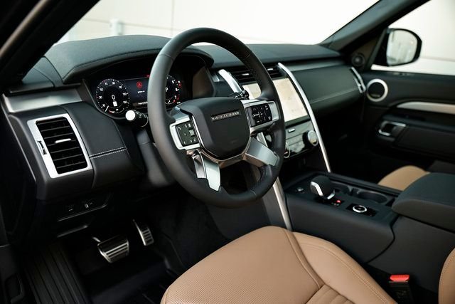 2026 Land Rover Discovery Gemini Edition - Photo 23