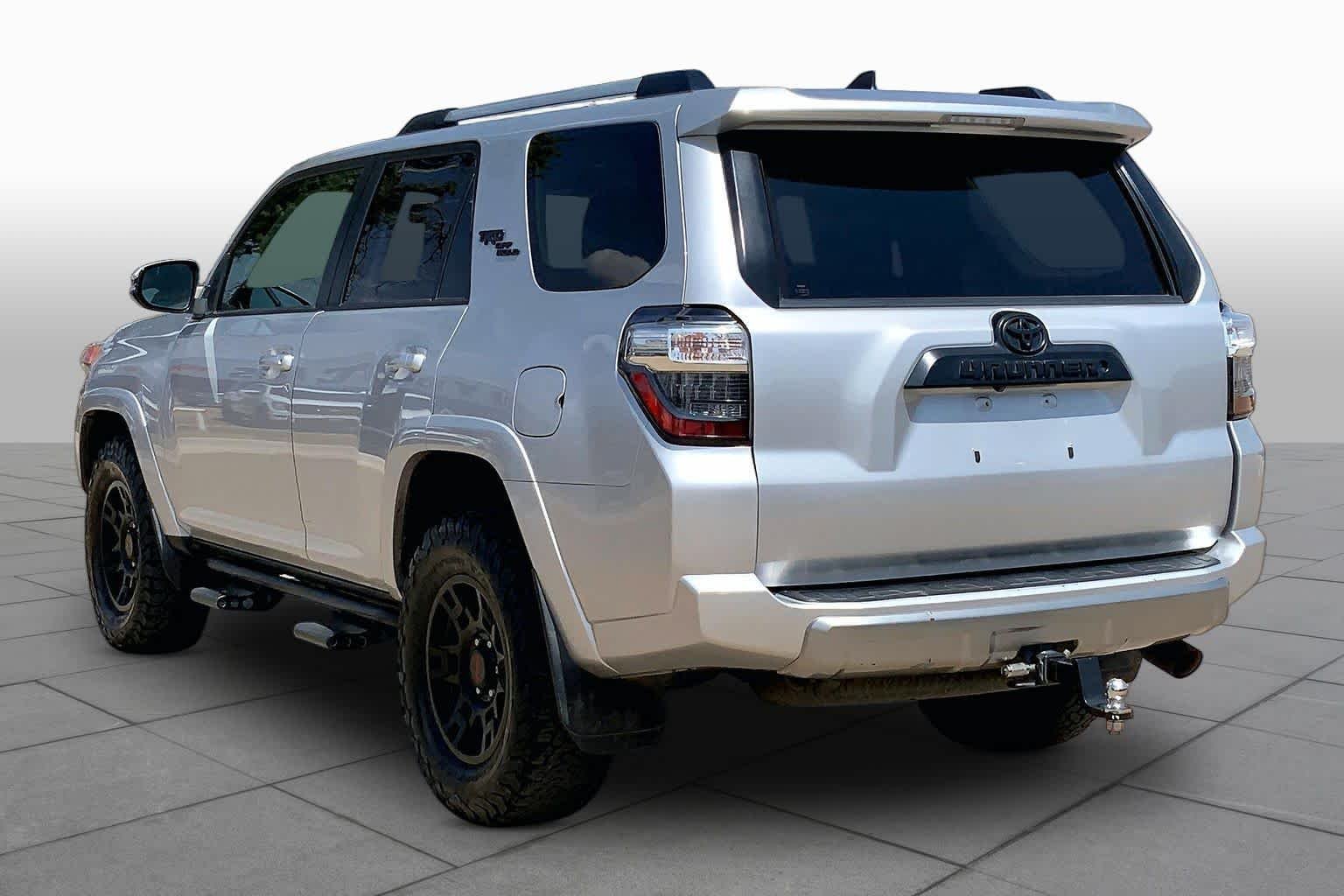 Used 2018 Classic Silver Metallic Toyota TRD Off Road Premium image 12