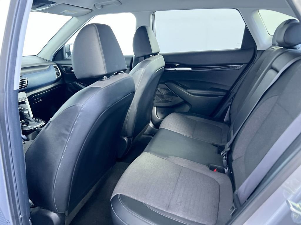 Used 2022 Gray Kia S image 22