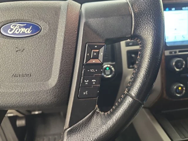 Used 2016 White Platinum Clearcoat Metallic Ford King Ranch image 36