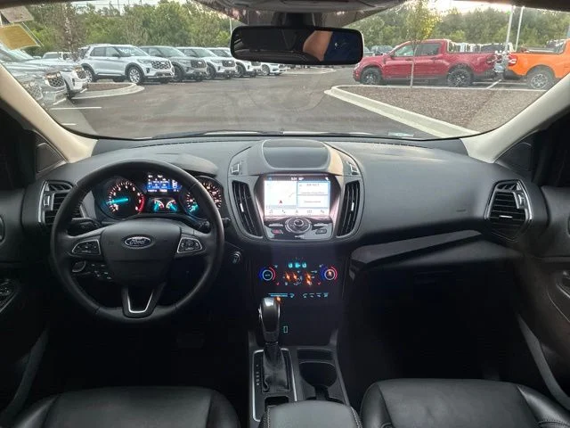 Used 2019 White Platinum Tri-Coat Metallic Ford Titanium image 20