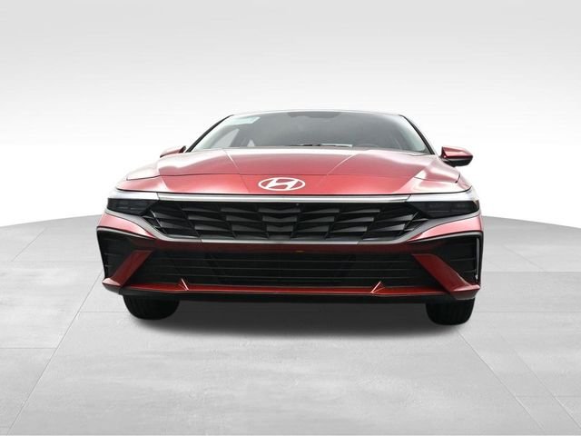Certified Used 2026 Red Hyundai SE image 31