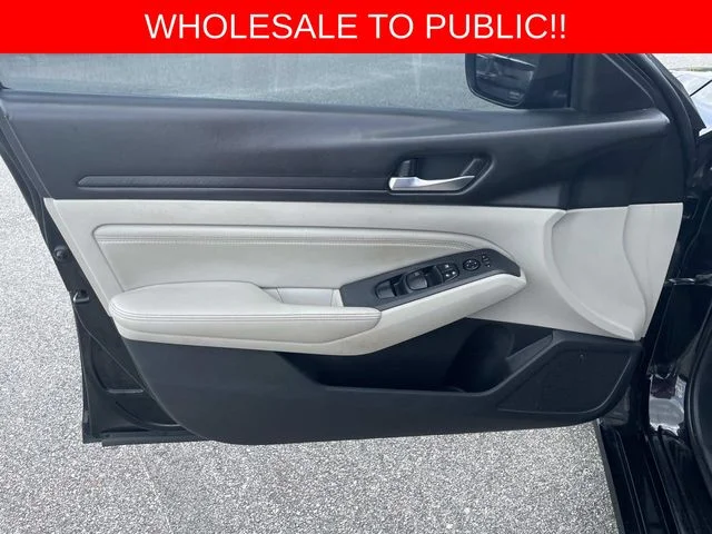 Used 2020 Black Nissan 2.5 S image 15
