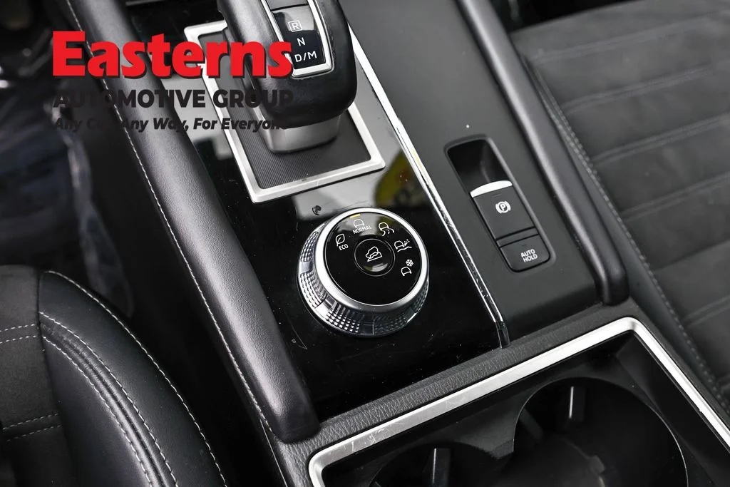 Used 2024 Gray Mitsubishi SE image 20
