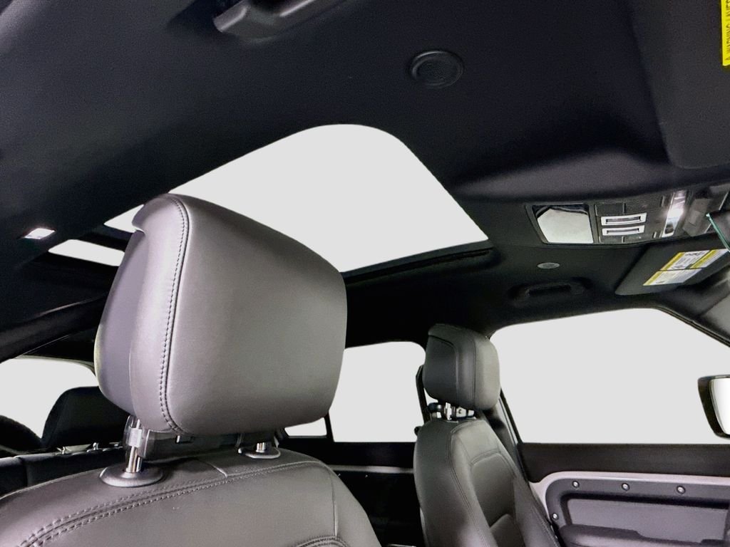 New 2026 Borasco Grey Land Rover X-Dynamic SE image 19