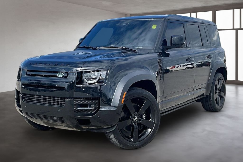 2023 Land Rover Defender V8's photo