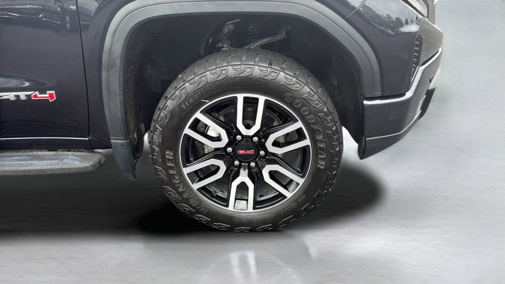 Used 2023 Titanium Rush Metallic GMC AT4 image 24