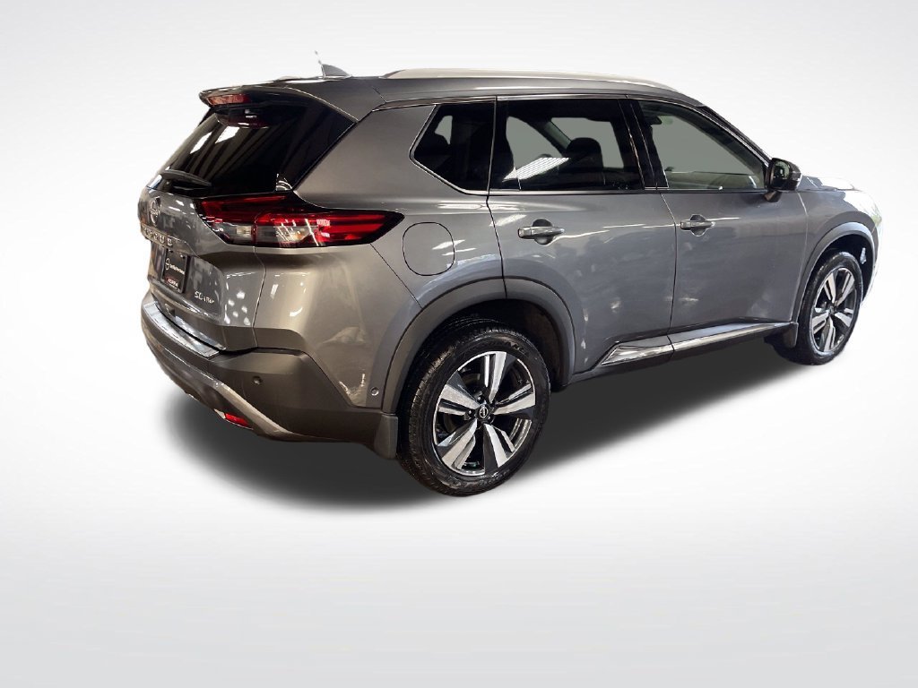 Used 2023  Nissan SL image 5