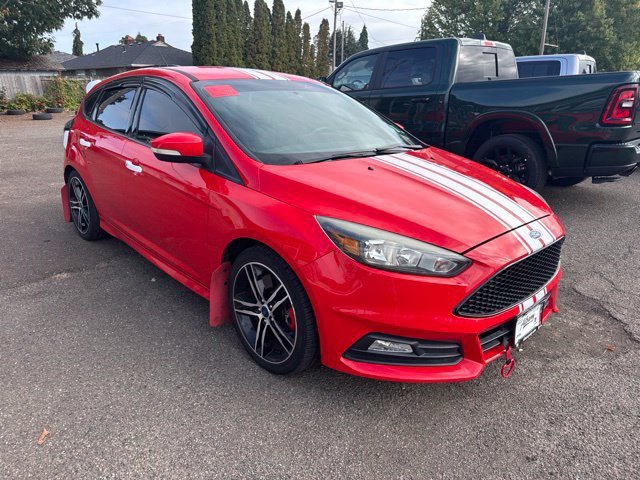 Used 2017 Red Ford ST image 1