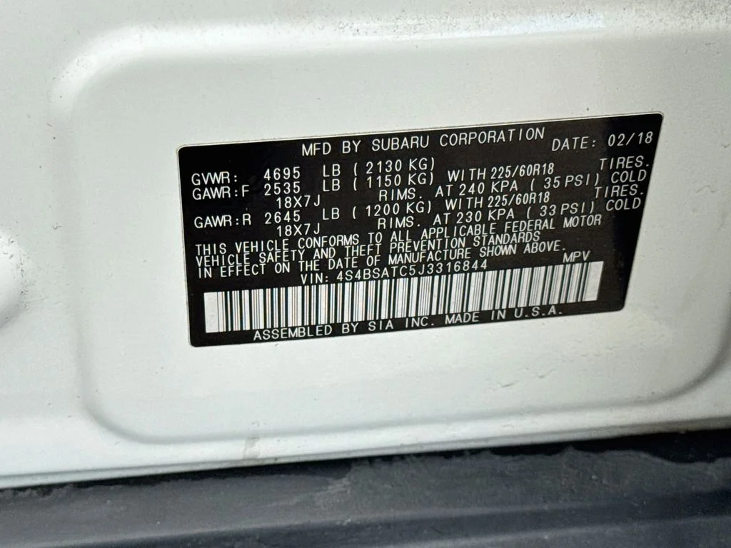 Used 2018 White Subaru 2.5i image 42