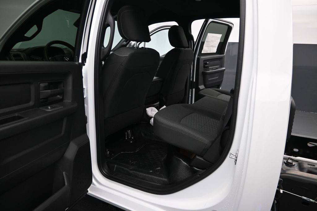 New 2026 Bright White Clear-Coat Exterior Paint RAM Tradesman image 17