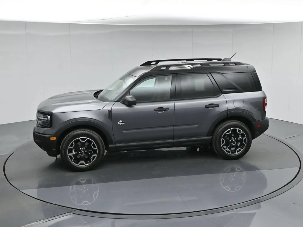 New 2026 Gray Ford Outer Banks image 37