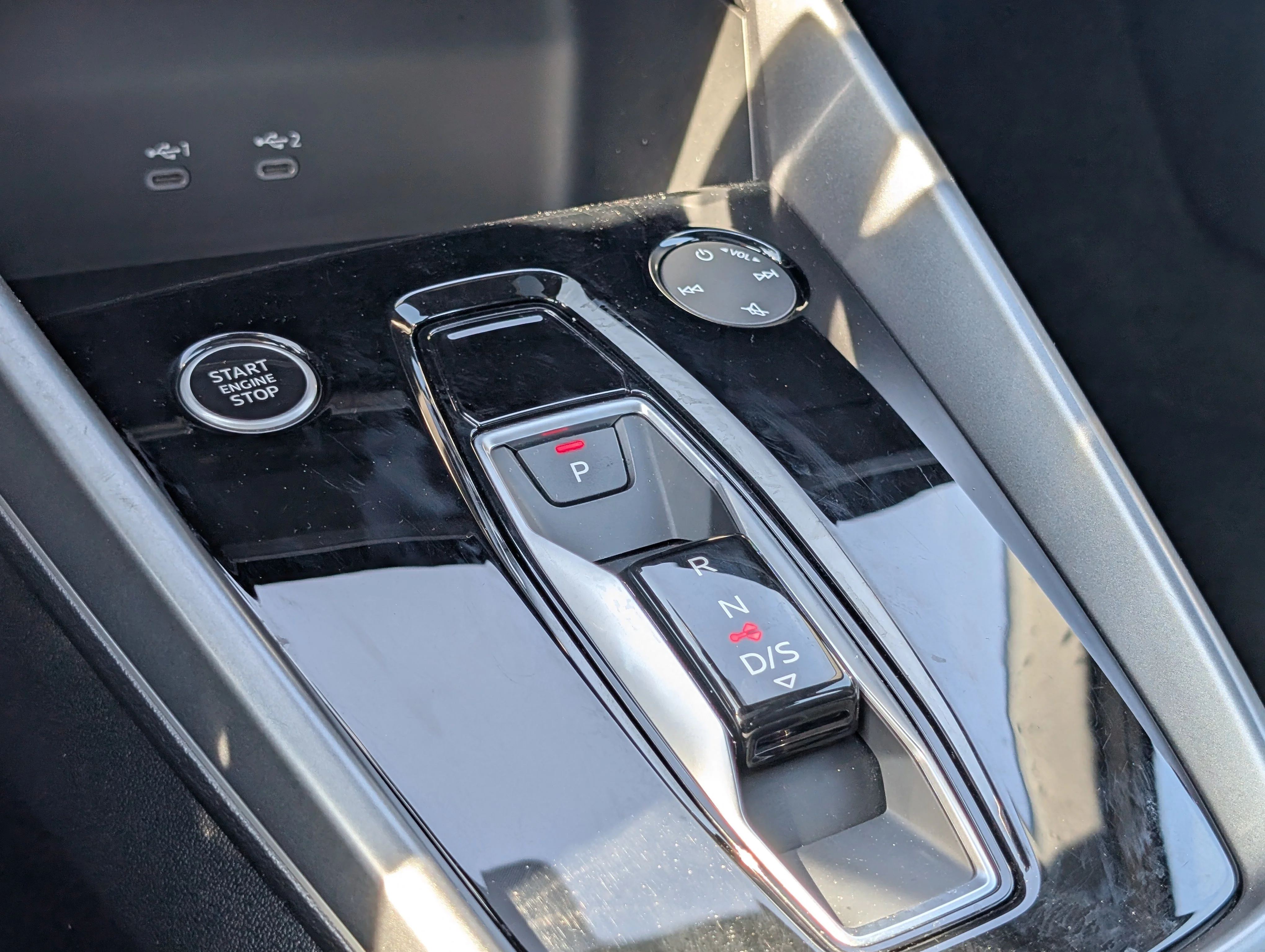 Used 2025 White Audi Progressiv image 33