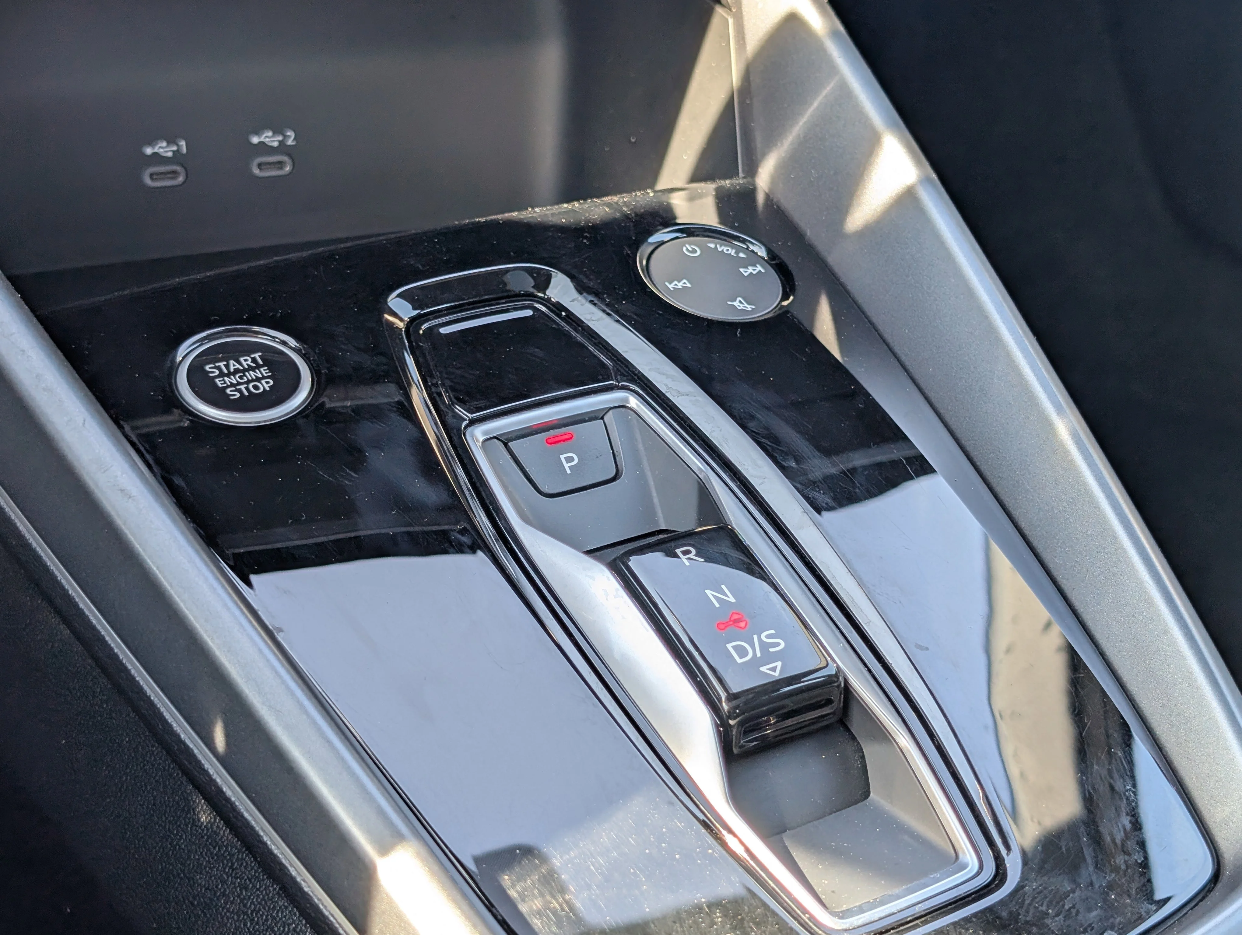 Used 2025 White Audi Progressiv image 33