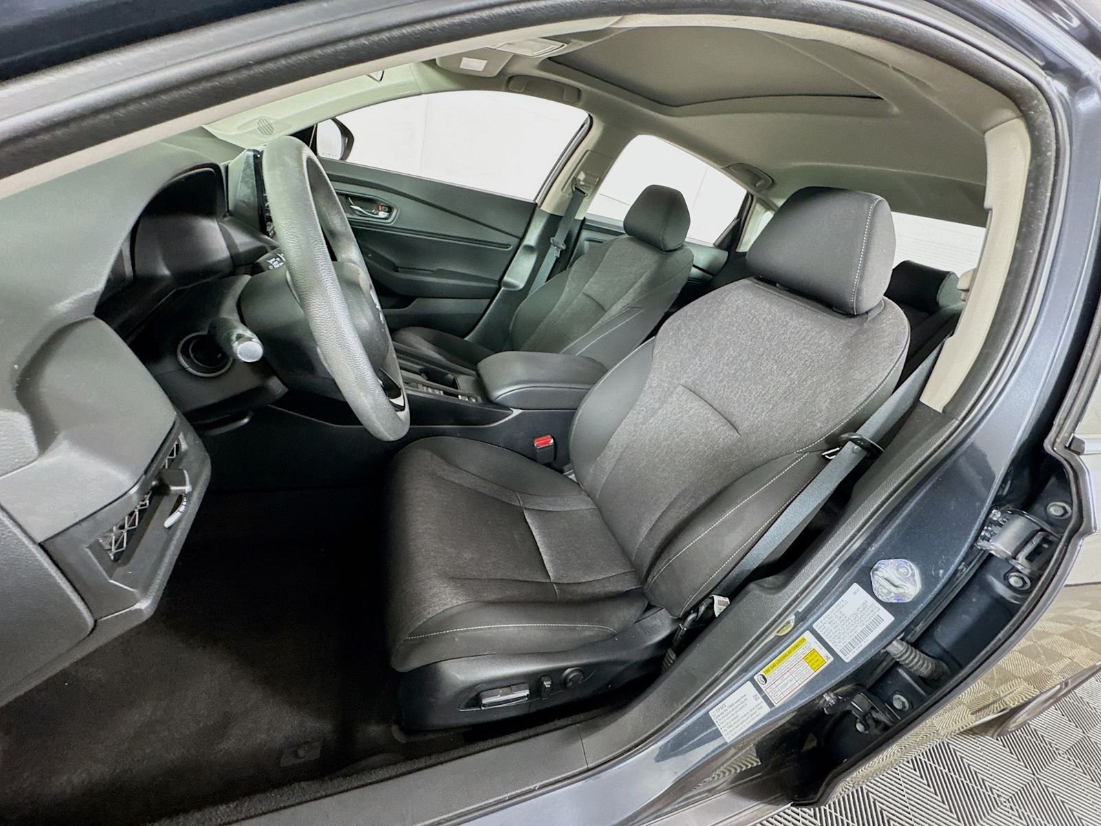2023 Honda Accord EX - Photo 11