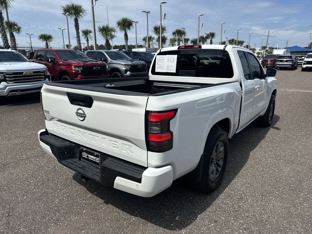 Used 2025  Nissan SV image 16