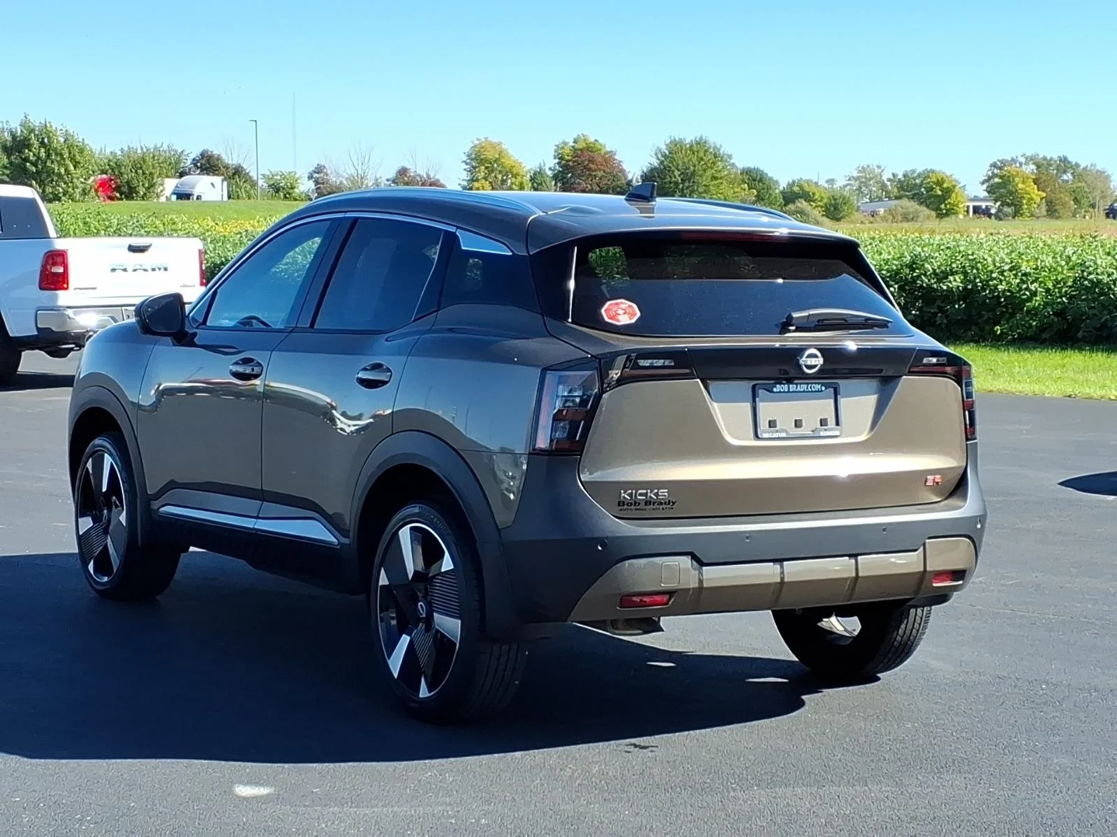 Used 2026 Canyon Bronze Metallic Nissan SR image 14