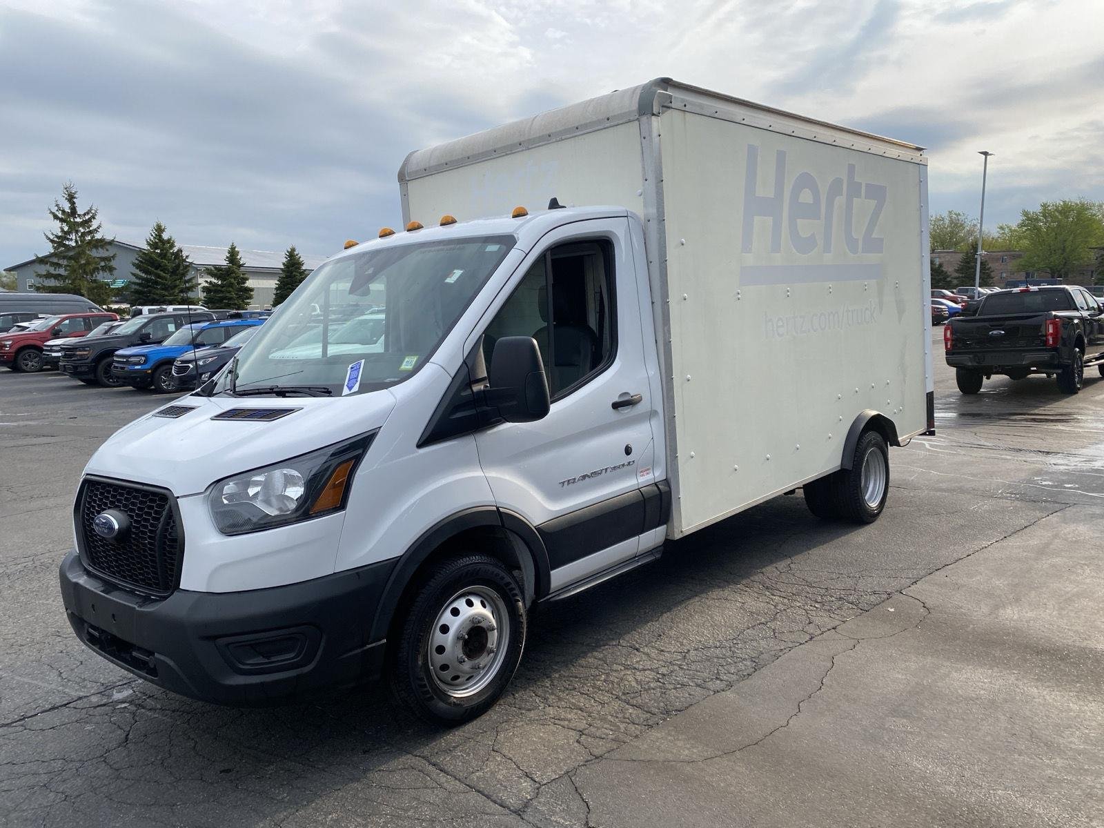 Used 2022 Oxford White Ford  image 3