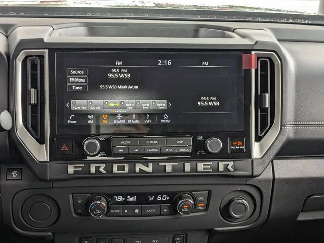 2025 Nissan Frontier SV - Photo 15