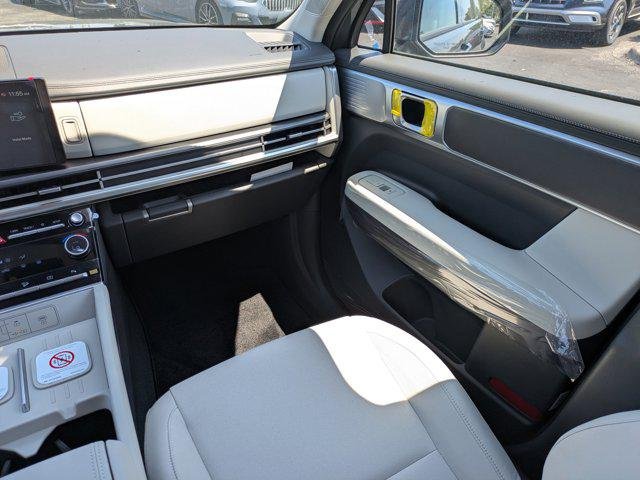 New 2026 Ecotronic Gray Hyundai SE image 15