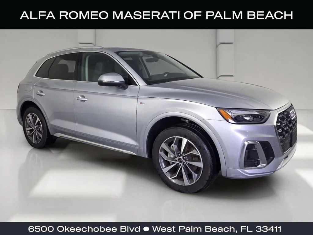 2023 Audi Q5 45 Premium's photo