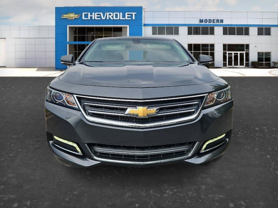 Used 2018 Nightfall Gray Metallic Chevrolet LT image 7