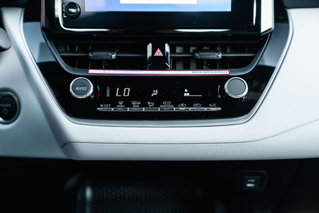 New 2026 Blueprint Toyota Hybrid SE image 21