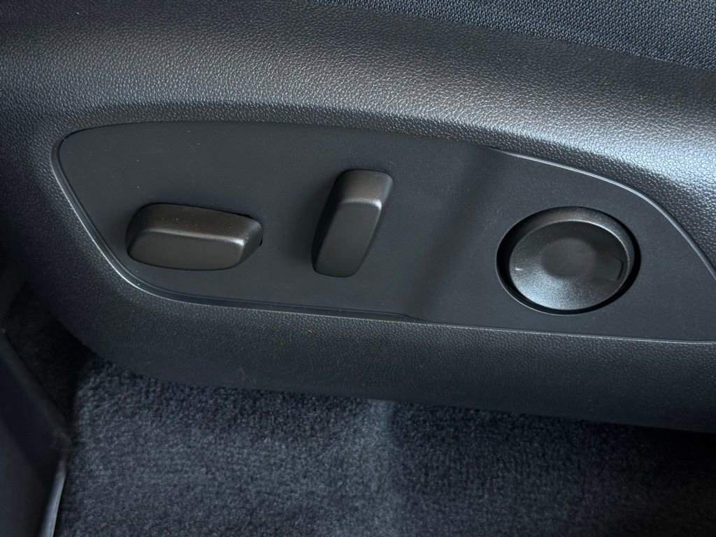 2026 Chevrolet Traverse LT - Photo 26
