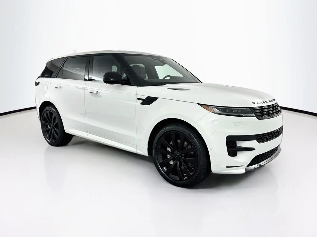 New 2026 Fuji White Land Rover Dynamic SE image 3
