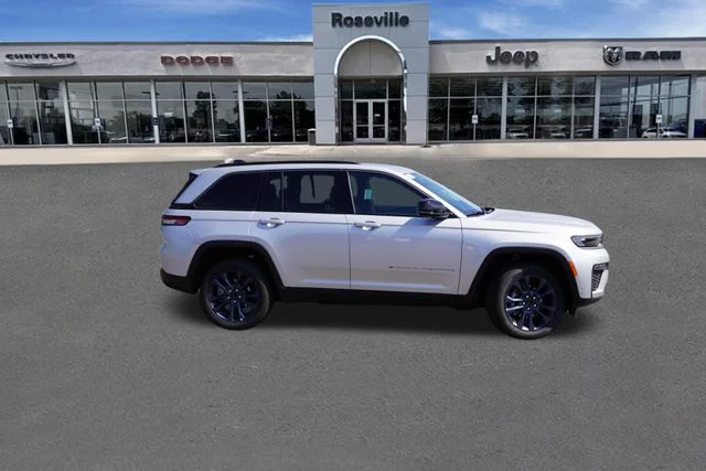 New 2026 Silver Zynith Jeep Limited image 2
