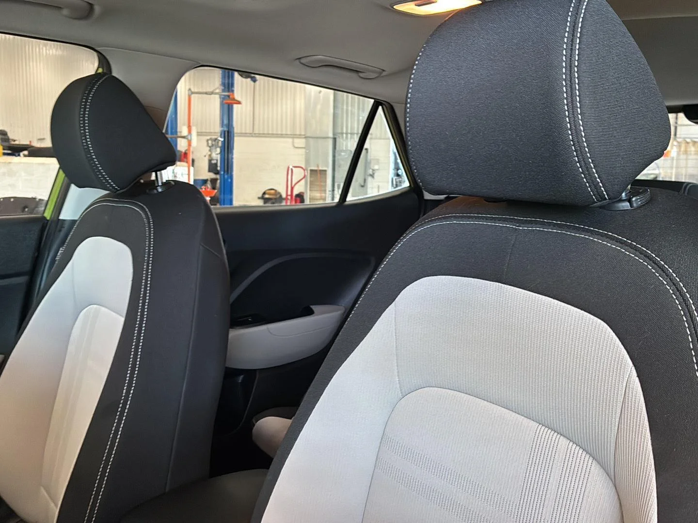 Used 2024 Green Apple Hyundai SEL image 24